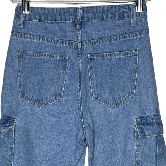 SHEIN Kids Blue Cargo Jeans - Picture 4 of 6
